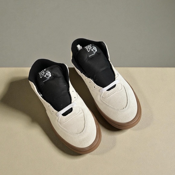 🛹 HALF-CAB 🛹 - Picture 1 of 5